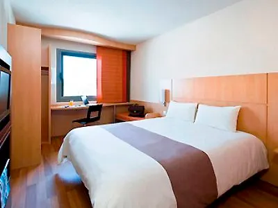 Ibis Les Moulineaux 