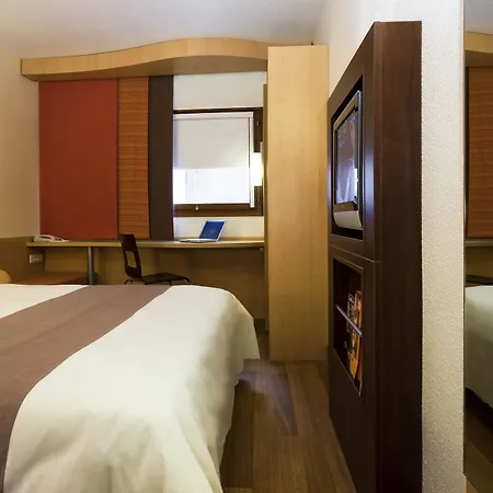 Ibis Les Moulineaux Val De Seine Issy-les-Moulineaux