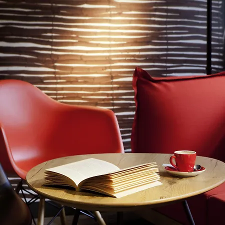 アイビス イッシー レ ムリノ ヴァル ド セーヌ ホテル 3*