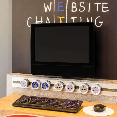 アイビス イッシー レ ムリノ ヴァル ド セーヌ 3* イシー＝レ＝ムリノー