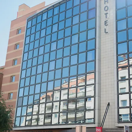 Ibis Les Moulineaux Val De Seine 3* Issy-les-Moulineaux