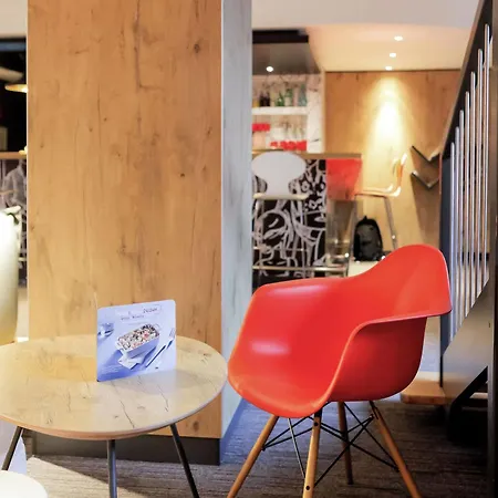 Hotel Ibis Les Moulineaux 