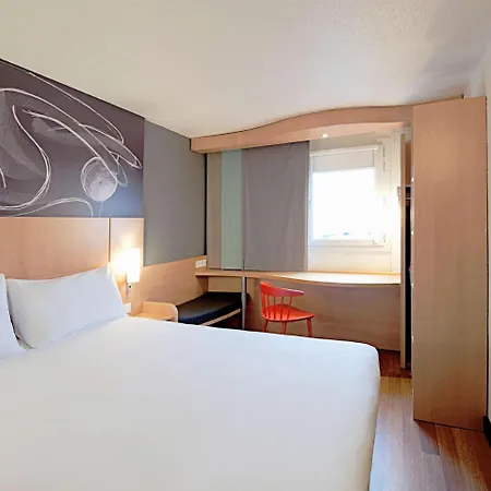 Hotel Ibis Les Moulineaux Val De Seine