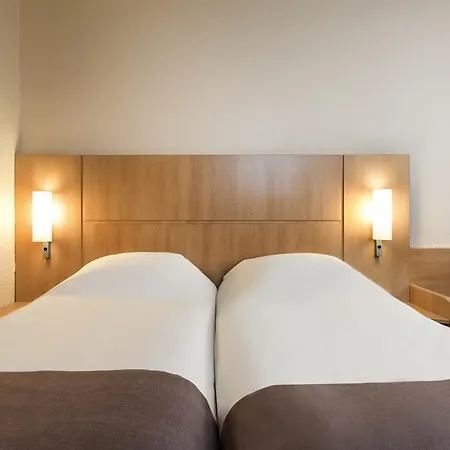 מלון Ibis Les Moulineaux 